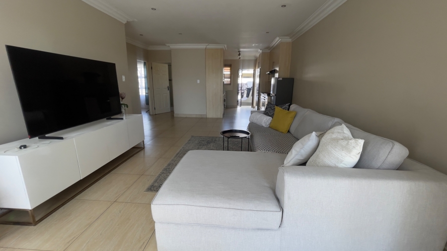 2 Bedroom Property for Sale in Hillside Free State